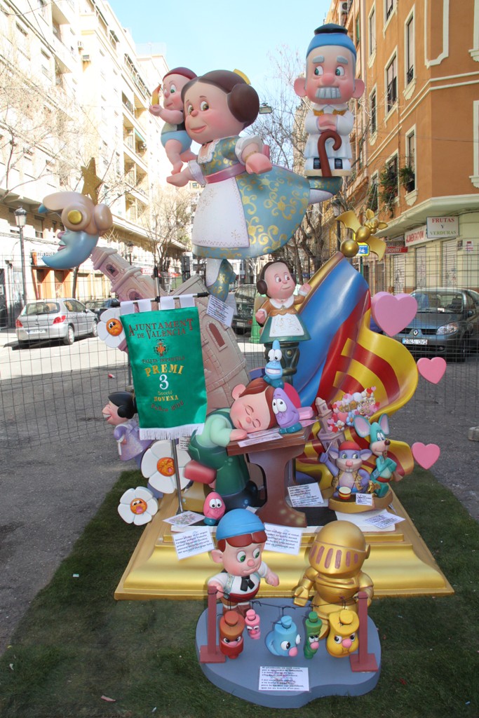 Totfalles: San Ignacio de Loyola-Jesús y María